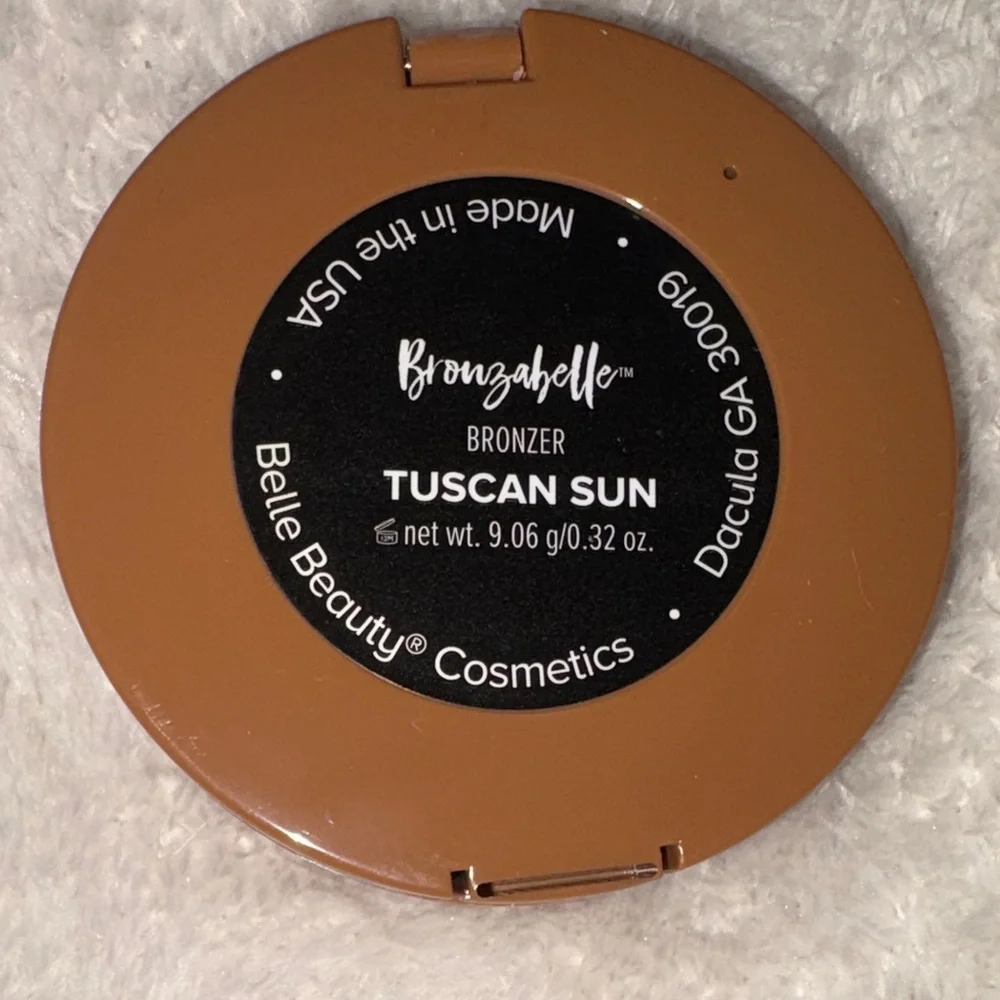 Belle Beauty by Kim Gravel Bronzabelle Bronzer Highlighter Tuscan Sun- New